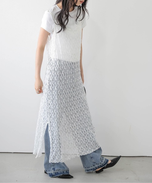 AMELY(エミリー)の「フラワーレース キャミワンピース(ワンピース・レディース・ブラック/ホワイト・フリー)」の8枚目の写真