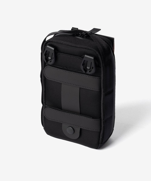 ALPAKA(アルパカ)の「ALPAKA / アルパカ Modular Sling V2 (Black Axogrid 300D) 2WAY 撥水 スリングバッグ / ポーチ(ショルダーバッグ・メンズ・ブラック・FREE)」の18枚目の写真