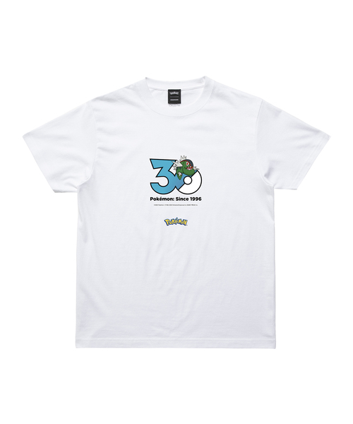 ZOZOSPOT(ゾゾスポット)の「Pokemon 30th Anniversary 1025 T-shirt 「バスラオ(あかすじのすがた)」(Tシャツ/カットソー・レディース・ホワイト・SMALL/MEDIUM/LARGE/X-LARGE/XX-LARGE/XXX-LARGE/100cm/110cm/120cm/130cm/140cm/150cm/160cm)」の1枚目の写真