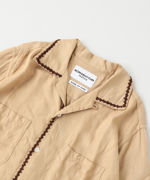 JOURNAL STANDARD(ジャーナルスタンダード)の「NOMARHYTHM / ノーマリズム Trim Embroidery Shirt(シャツ/ブラウス・メンズ・ベージュ・2/3)」の3枚目の写真
