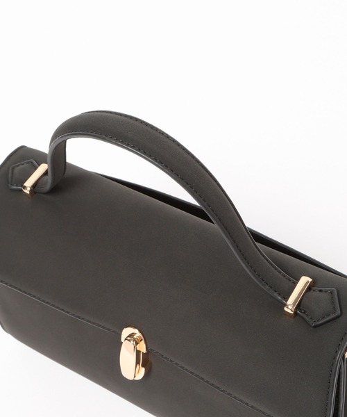 Andemiu(アンデミュウ)の「オ-バルメタルフラップBAG/1070221(ハンドバッグ・レディース・ブラック/ベージュ/ライトピンク・FREE)」の11枚目の写真