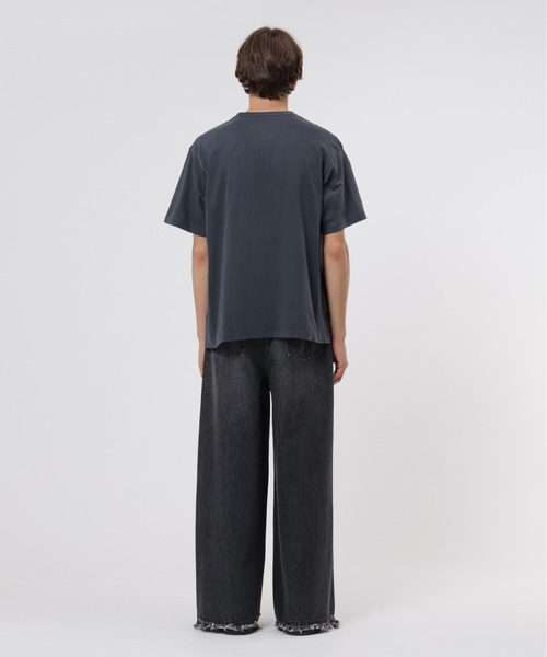 Alpha Industries(アルファインダストリーズ)の「Alpha Industries/アルファ インダストリーズ/ESSENTIAL RELAXED FIT TEE (BATTLEWASH AIR AUX)/バトルウォッシュ エア オックス リラックスフィット Tシャツ(Tシャツ/カットソー・メンズ・ブラック・XL/L/M/S)」の9枚目の写真