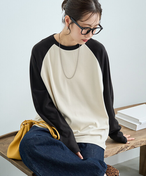 FREAK'S STORE(フリークスストア)の「限定展開 起毛 フライス 配色 ラグラン ルーズ プルオーバー(Tシャツ/カットソー・レディース・ブラウン/ピンク/オフホワイト/ナチュラル/ライトグレー・フリ-)」の2枚目の写真