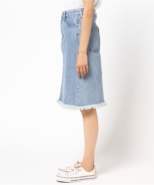 MOUSSY（マウジー）の「FRINGE SK（デニムスカート・レディース・ホワイト/ブルー・0/2/1）」の4枚目の写真