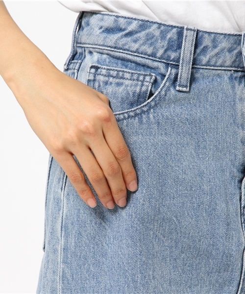 MOUSSY（マウジー）の「FRINGE SK（デニムスカート・レディース・ホワイト/ブルー・0/2/1）」の11枚目の写真