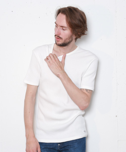 FACTOTUM（ファクトタム）の「【FACTOTUM JEANS】テレコアンダーシリーズ　クルーネック半袖（Tシャツ/カットソー・メンズ・ブラック/ホワイト/カーキ・46/44/48）」の2枚目の写真