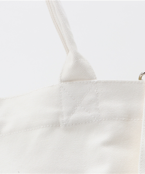 CLANE（クラネ）の「MULTI TOTE BAG（ボストンバッグ・レディース・ホワイト/ブラック・FREE）」の6枚目の写真