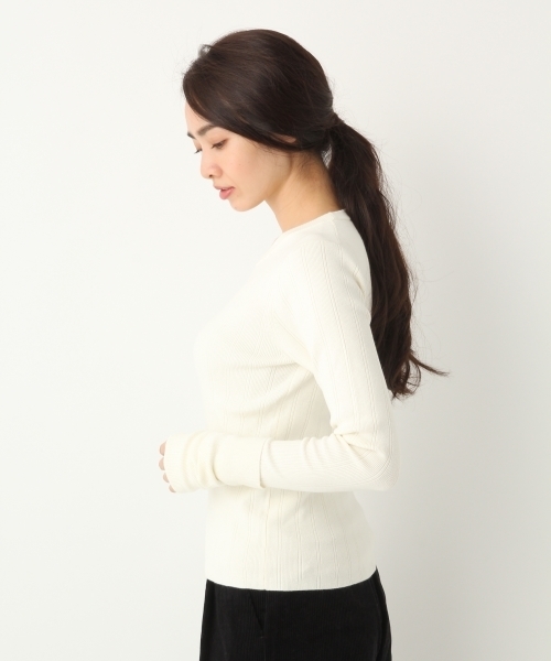 A part by（アパートバイ）の「12GViNyWハリヌキLSPO 738219 （ニット/セーター・レディース・ブルー/ブラック/グレー/ホワイト・LARGE/MEDIUM）」の6枚目の写真