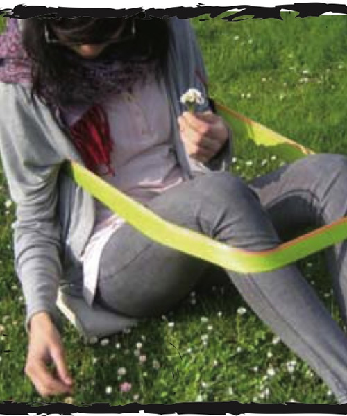 And A（アンドエー）の「CHAIRLESS(VITRA)（その他小物・チャコールグレー・FREE）」の5枚目の写真