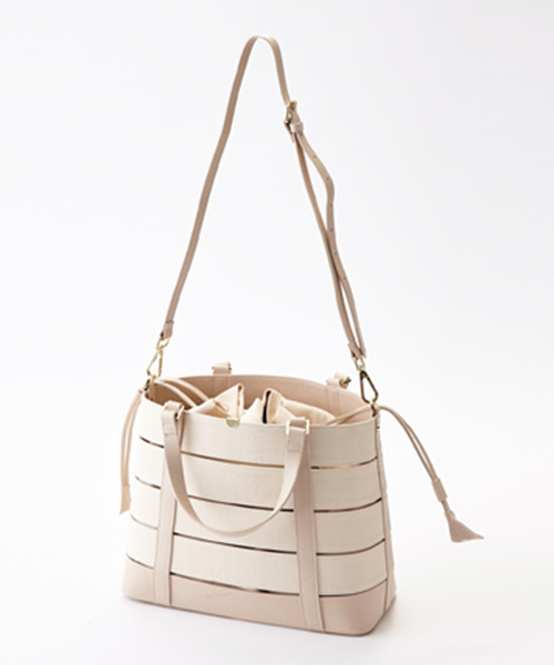 Gem.（ジェム）の「【Gem.】インターセクトキャンバストート / 　Intersect CanvasTote　011012466    （トートバッグ・レディース・オフホワイト/ネイビー/ブラック・FREE）」の12枚目の写真