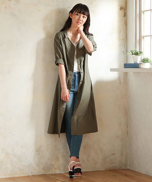 Honeys(ハニーズ)の「シャツワンピース(シャツワンピース・レディース・ベージュ/ブラック/カーキ・L/M)」の4枚目の写真