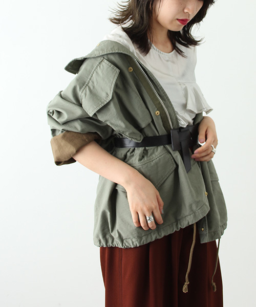 STUDIOUS（ステュディオス）の「【STUDIOUS】オーバーサイズミリタリーブルゾン（ミリタリージャケット・レディース・カーキ/ブラック・1）」の13枚目の写真