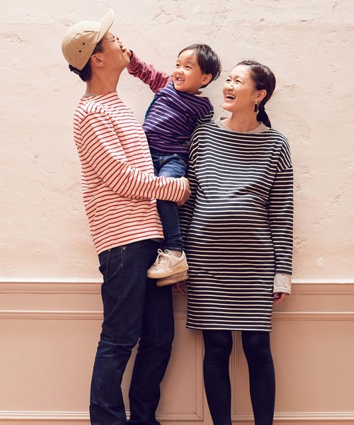 RUGGEDWORKS（ラゲッドワークス）の「クレイジーボーダーボートネックロングTシャツ（Tシャツ/カットソー・キッズ・ネイビー/サックスブルー/ブルー/ダークブルー・80ｃｍ/90cm/110cm/100cm/120cm/130cm/140cm）」の16枚目の写真