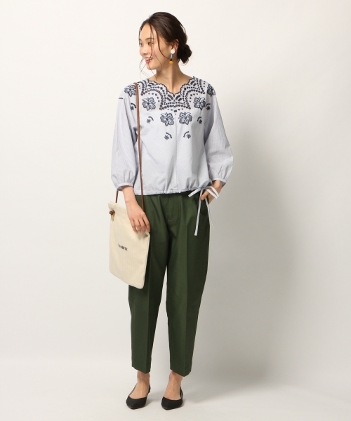 GLOBAL WORK（グローバルワーク）の「ウエストドロストVブラウス8分袖/776489（シャツ/ブラウス・レディース・レッド/ブラック/ホワイト/スカイブルー・LARGE/MEDIUM）」の8枚目の写真