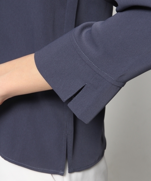 BLISS POINT（ブリスポイント）の「ハートネックブラウス / 786180（シャツ/ブラウス・レディース・ホワイト/ライトグレー/ネイビー/グリーン・LARGE/MEDIUM）」の14枚目の写真