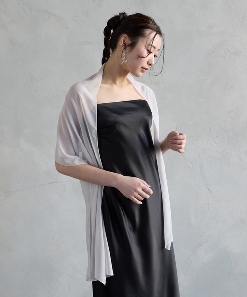 AIMER（エメ）の「箔シフォンストール（ストール/ショール・レディース・グレイッシュベージュ/シルバー・FREE）」の7枚目の写真
