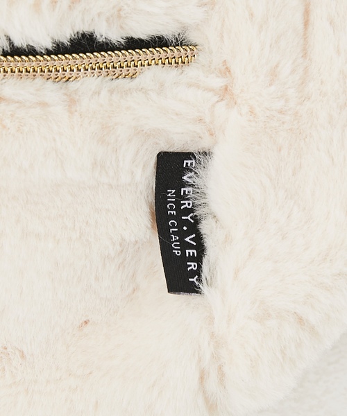 natural couture（ナチュラルクチュール）の「アソートボディバッグ（ボディバッグ/ウエストポーチ・レディース・アイボリー/オフホワイト/ブラック/ピンク・FREE）」の10枚目の写真