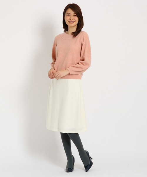 Sunauna(スーナウーナ)の「ウールボリュームスリーブニット(ニット/セーター・レディース・オフホワイト/オリーブ/ピンク系・40/38)」の6枚目の写真