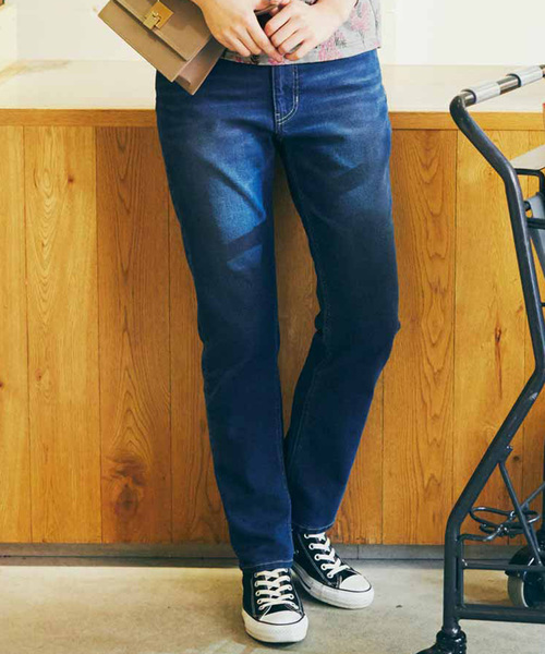 Live in comfort(リブインコンフォート)の「リブ イン コンフォート 大人の毎日 デニムの正解!すっきりキャロパードデニム(デニムパンツ・レディース・ネイビー/ブルー・6/8/10/7/11/9/12)」の3枚目の写真