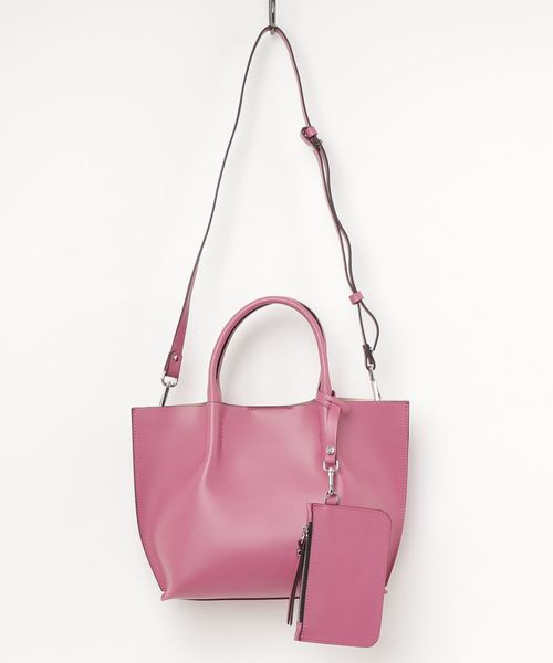 GIANNI CHIARINI(ジャンニ キアリーニ)の「GIANNI CHIARINI: 【TWENTY】 ポーチ付バッグ(トートバッグ・レディース・ブラック/ピンク/ピンク系その他/キャメル・F)」の4枚目の写真