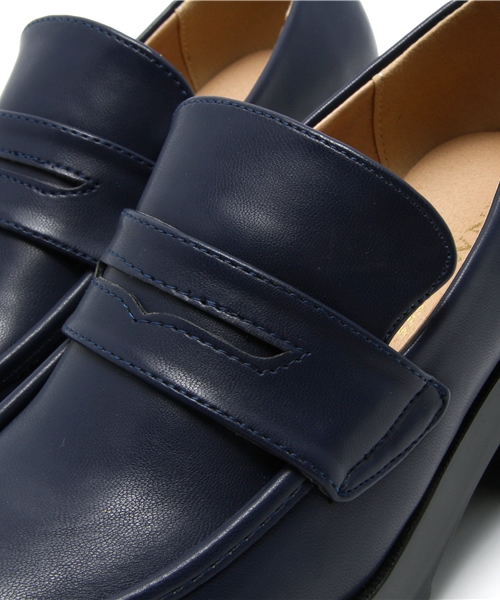 WEGO（ウィゴー）の「WEGO/ヒールローファー（ドレスシューズ・レディース・ブラック/ブラック系その他/ネイビー・24.5/23.5）」の6枚目の写真