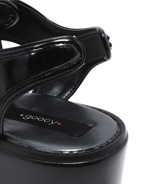 goocy(グーシー)の「AMAZONサンダル(サンダル・レディース・ホワイト/ブラック・37/38/36)」の7枚目の写真