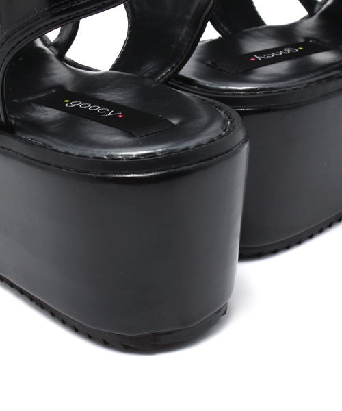 goocy(グーシー)の「AMAZONサンダル(サンダル・レディース・ホワイト/ブラック・37/38/36)」の9枚目の写真