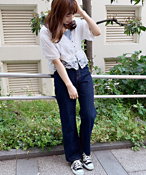 apres jour（アプレジュール）の「レース付きVブラウス【ZOZOTOWN限定アイテム】（シャツ/ブラウス・レディース・ベージュ/オフホワイト/ブルー/ラベンダー/モカ・フリー）」の16枚目の写真