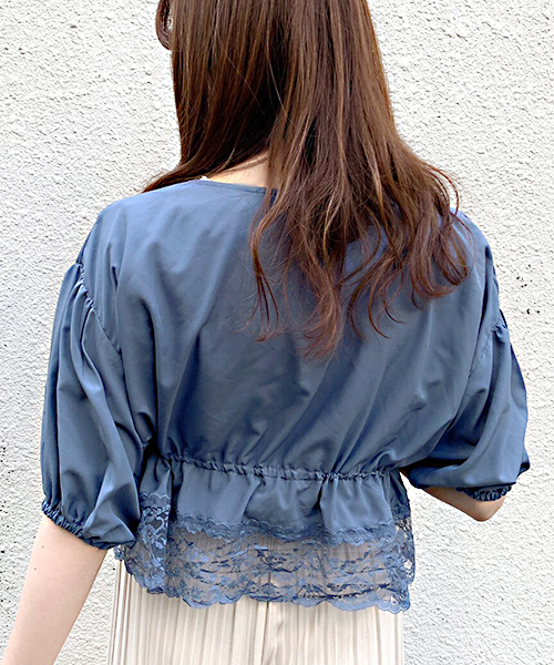 apres jour（アプレジュール）の「レース付きVブラウス【ZOZOTOWN限定アイテム】（シャツ/ブラウス・レディース・ベージュ/オフホワイト/ブルー/ラベンダー/モカ・フリー）」の9枚目の写真