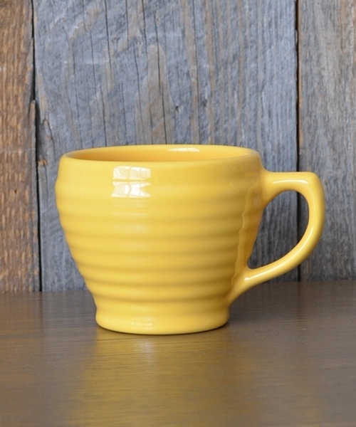 SHIPS（シップス）の「BAUER POTTERY: マグカップ（グラス/マグカップ/タンブラー・レディース・イエロー/ライトブルー/ブルー/ホワイト/オレンジ/ネイビー・ONE SIZE）」の5枚目の写真