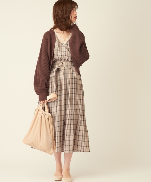 natural couture(ナチュラルクチュール)の「ねじりショートボレロ(カーディガン/ボレロ・レディース・ベージュ/ブラウン/アイボリー/ボルドー・FREE)」の6枚目の写真