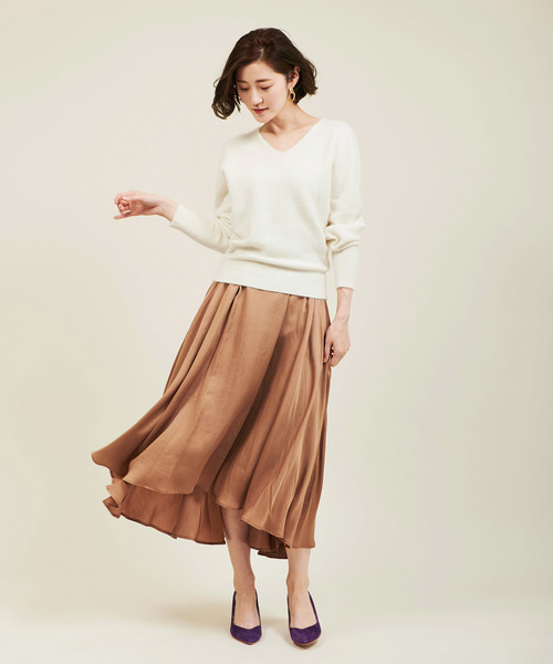 The Virgnia（ザ ヴァージニア）の「ＦＯＸ混Ｖネックパフスリーブニット（ニット/セーター・レディース・ブラック/パープル/オフホワイト/イエロー/ブルー・FREE）」の18枚目の写真