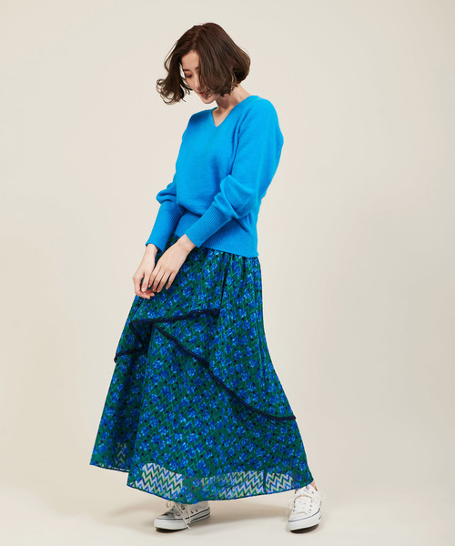 The Virgnia（ザ ヴァージニア）の「ＦＯＸ混Ｖネックパフスリーブニット（ニット/セーター・レディース・ブラック/パープル/オフホワイト/イエロー/ブルー・FREE）」の14枚目の写真