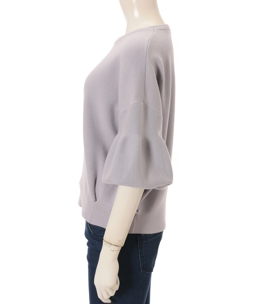 fifth（フィフス）の「ドロップショルダーボリュームスリーブニット（ニット/セーター・レディース・アイボリー/ラベンダー・MEDIUM）」の5枚目の写真