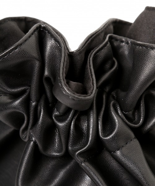 LAKOLE（ラコレ）の「巾着ショルダーバッグ / LAKOLE（ショルダーバッグ・メンズ・ブルー/ベージュ/ブラック/ブラウン・FREE）」の16枚目の写真