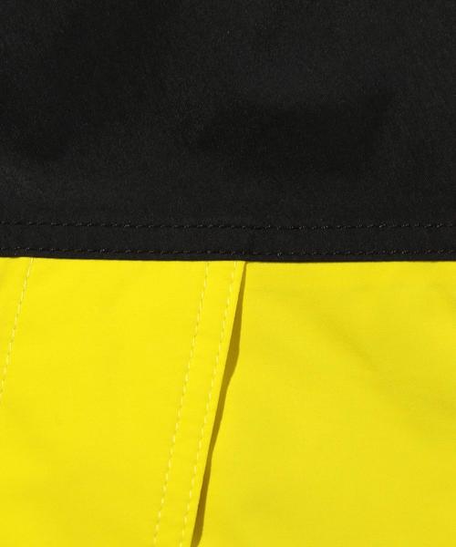 THE NORTH FACE（ザノースフェイス）の「＜THE NORTH FACE＞ MOUNTAIN LIGHT JKT/マウンテンライトジャケット（マウンテンパーカー・メンズ・イエロー/ベージュ/ブラック/オリーブ・MEDIUM/X-LARGE/LARGE）」の17枚目の写真