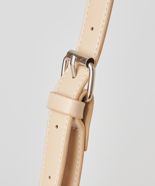 mystic(ミスティック)の「WEB限定 loti マルチハンドルバッグ(ショルダーバッグ・レディース・ブラック/ベージュ・FREE)」の5枚目の写真