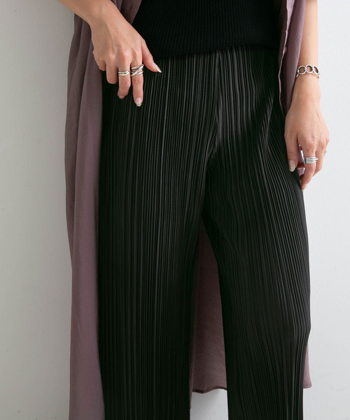 rectangle（レクタングル）の「裾メローサテンプリーツワイドパンツ（その他パンツ・レディース・ブラック/ベージュ/ブラウン/オレンジ・FREE）」の15枚目の写真