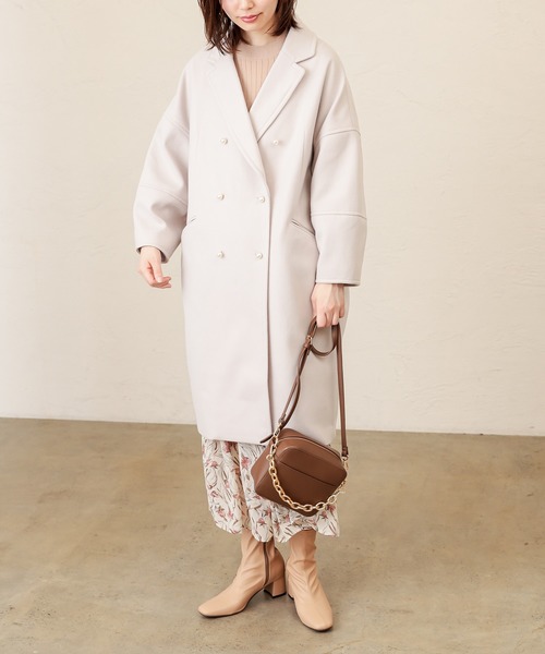 natural couture(ナチュラルクチュール)の「パール釦エッグコート(チェスターコート・レディース・ネイビー/ボルドー/モカ/グレイッシュベージュ/ピンク/チェック・FREE)」の3枚目の写真