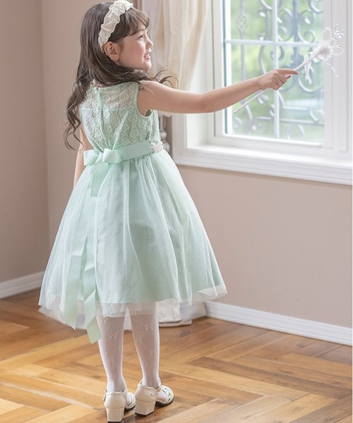 Catherine Cottage(キャサリンコテージ)の「デコルテシースルー パールベルトドレス(ドレス・キッズ・ベージュ/ネイビー/レッド/グリーン/ライラック/ピンク/イエロー・110/120/130/140/150/160)」の17枚目の写真