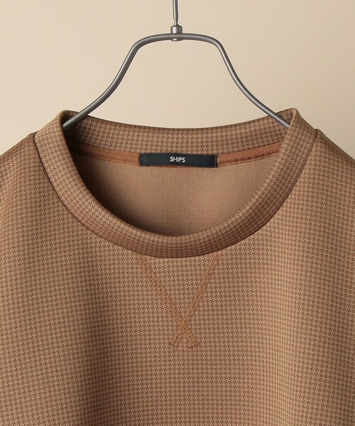 SHIPS（シップス）の「SC:MADE IN JAPANバルキー ポンチ クルーネック プルオーバー (チェック)（スウェット・メンズ・キャメル/ダークグレー・LARGE/SMALL/MEDIUM/X-LARGE）」の9枚目の写真