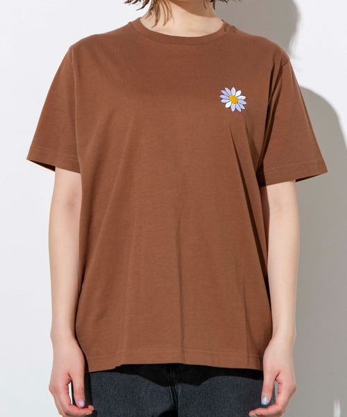 WEGO(ウィゴー)の「WEGO/funnyモチーフ刺繍Tシャツ(Tシャツ/カットソー・レディース・ブラウン/ライトパープル・LARGE/SMALL/MEDIUM)」の10枚目の写真