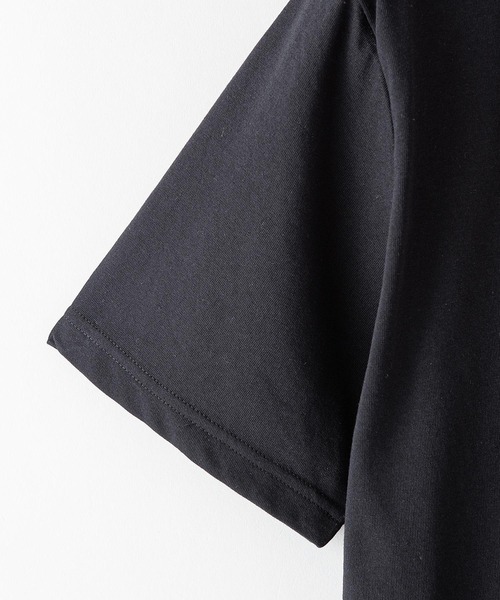 OUTDOOR PRODUCTS（アウトドアプロダクツ）の「ドライ機能付き（速乾機能）ワンポイントブランドロゴ/ピスネーム付き/ビッグシルエット/無地Ｔシャツ（Tシャツ/カットソー・メンズ・ホワイト/ブラック/ベージュ/カーキ/ピンク・MEDIUM/LARGE/X-LARGE）」の8枚目の写真