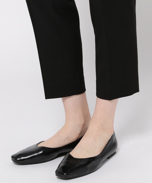 GLOBAL WORK(グローバルワーク)の「ウツクシルエットDRYテーパードパンツ/930424(スラックス・レディース・サックスブルー/グレー系その他6/ブラック/オフホワイト/ネイビー/グリーン系その他3/ラベンダー/イエロー系7・LARGE/MEDIUM/X-LARGE/XX-LARGE/SMALL/X-SMALL)」の17枚目の写真