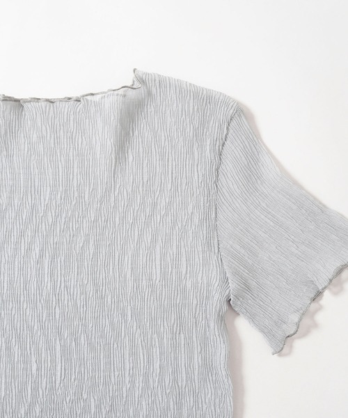 Crisp yours（クリスプユアーズ）の「【WEB限定】クレープシアーブラウス（シャツ/ブラウス・レディース・ブラック/ブルー/アイボリー/ピンクベージュ・FREE）」の7枚目の写真