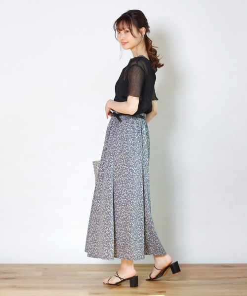 Crisp yours（クリスプユアーズ）の「【WEB限定】クレープシアーブラウス（シャツ/ブラウス・レディース・ブラック/ブルー/アイボリー/ピンクベージュ・FREE）」の22枚目の写真