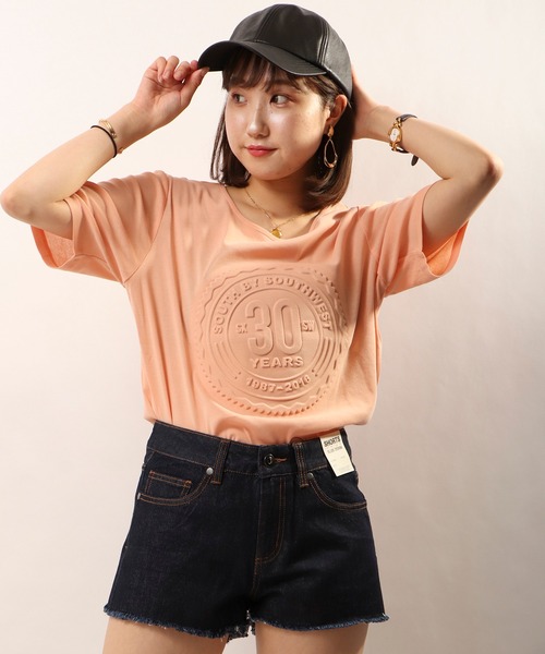 FUNALIVE(ファンアライブ)の「【je crois soi】型押しカットソー(Tシャツ/カットソー・レディース・ブラック/ベージュ/パープル/グレー/ブルー/グリーン/オレンジ/オフホワイト/グレー系その他/ピンク/イエロー/サーモンピンク・FREE)」の11枚目の写真
