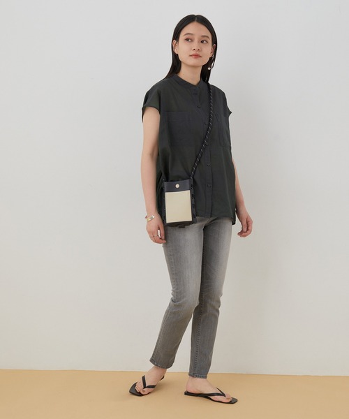 ADAM ET ROPE'(アダムエロペ)の「【アウトレット店舗・WEB限定】コクーンバンドカラーシャツ(シャツ/ブラウス・レディース・ホワイト/チャコールグレー/ミント・FREE)」の5枚目の写真