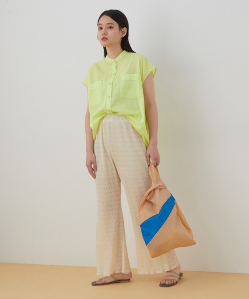 ADAM ET ROPE'(アダムエロペ)の「【アウトレット店舗・WEB限定】コクーンバンドカラーシャツ(シャツ/ブラウス・レディース・ホワイト/チャコールグレー/ミント・FREE)」の6枚目の写真