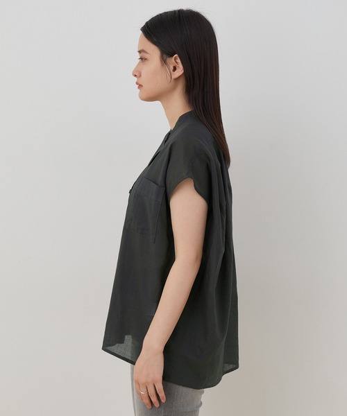 ADAM ET ROPE'(アダムエロペ)の「【アウトレット店舗・WEB限定】コクーンバンドカラーシャツ(シャツ/ブラウス・レディース・ホワイト/チャコールグレー/ミント・FREE)」の8枚目の写真